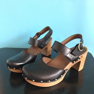 Dansko Dotty Black Leather Sandal Heeled Clogs 41